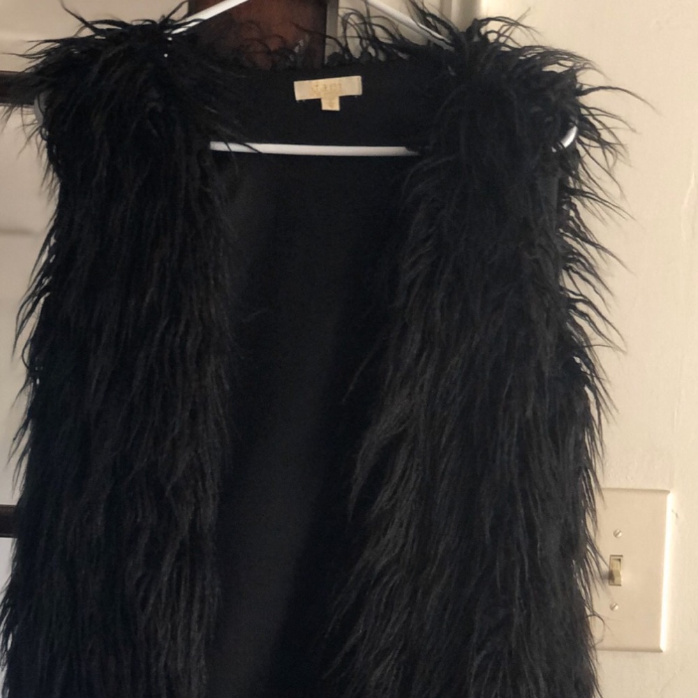 Fur vest